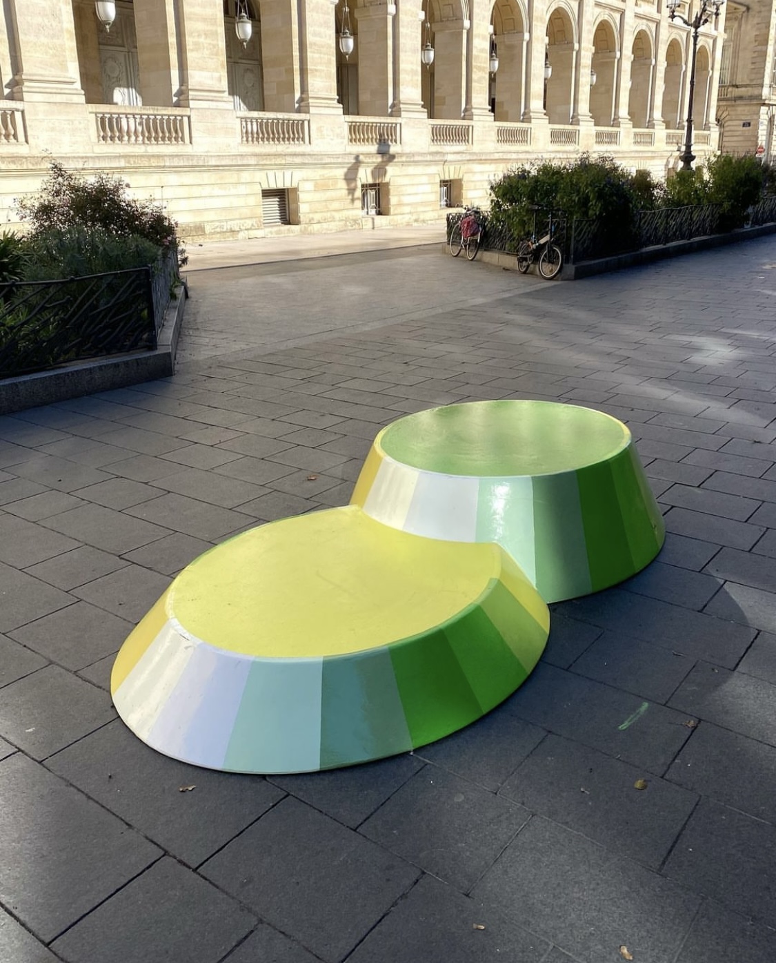 <img src="https://3dconcrete.fr/actualitesbordeaux-eblouit-avec-ses-nouvelles-sculptures-skatables-en-couleurs-vives/designskatablemodules.jpg" alt="Bordeaux enriches its public spaces: innovative skatable sculptures in 3D concrete by 3D Concrete">