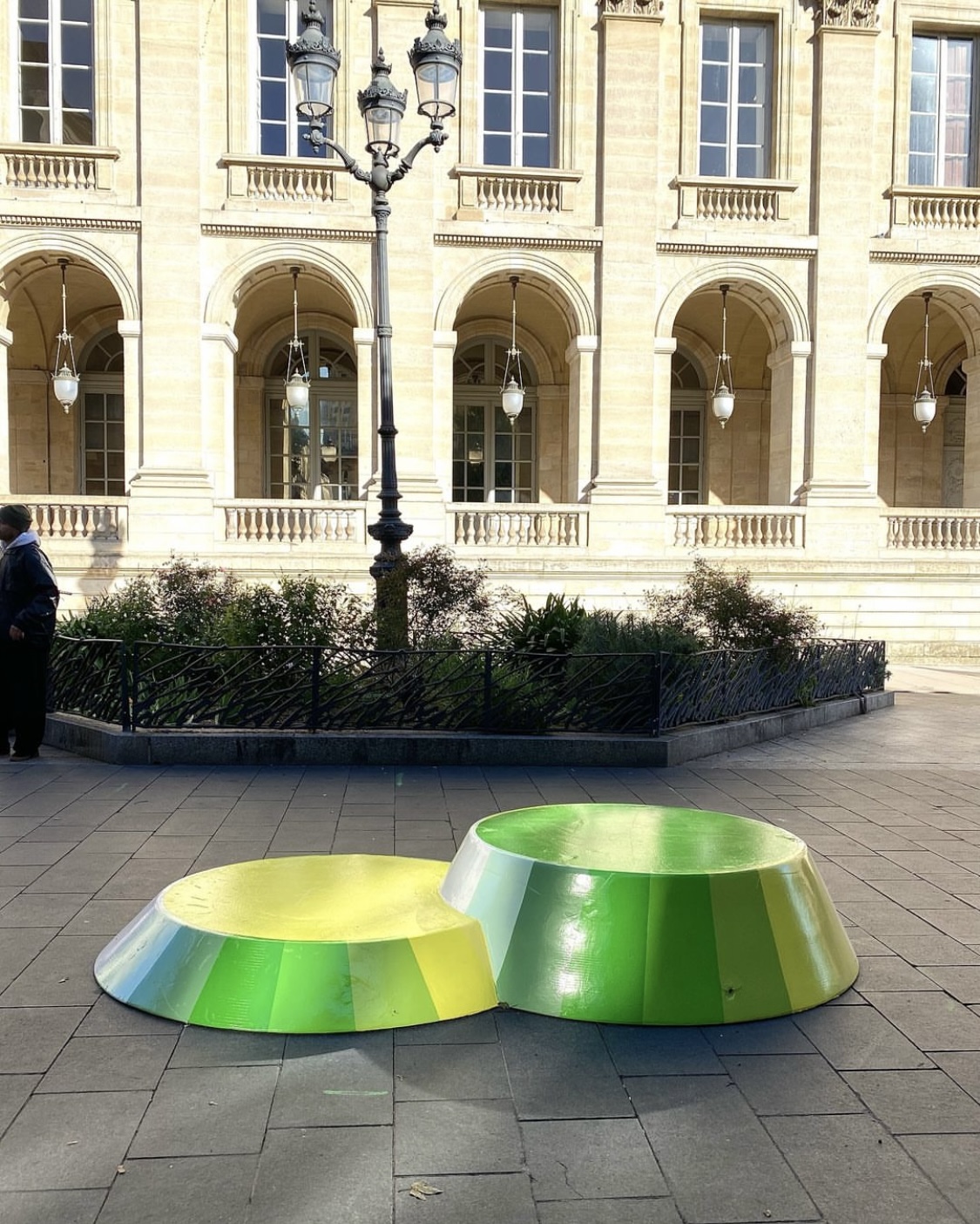 <img src="https://3dconcrete.fr/actualitesbordeaux-eblouit-avec-ses-nouvelles-sculptures-skatables-en-couleurs-vives/modulesskatablesdesign.jpg" alt="Bordeaux enrichit ses espaces publics : des sculptures skatables innovantes en 3D béton by 3D Concrete">